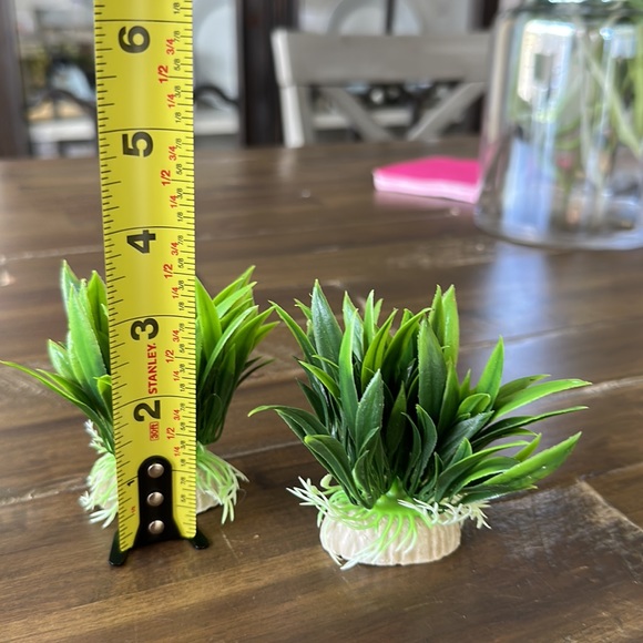Two grass aquarium plants 3in for fish tank decor natural faux plastic roots - Picture 5 of 5